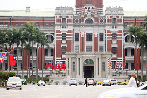 不滿司法2度陳情  黃男自焚府表遺憾