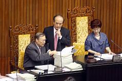 是人民的立法院，還是政黨寡頭的交易所？