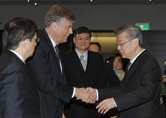 國企獎金被砍  陳冲：作法應更細緻