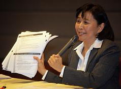 偽造日期的劉憶如  還是早點走吧！