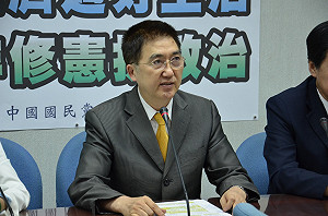 投票年齡降至18歲  藍營：56.1%反對