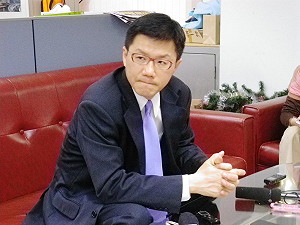 佔領行政院  109民眾52警受傷