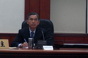 不會發生搶退潮？ 吳聰成：公務員品德高