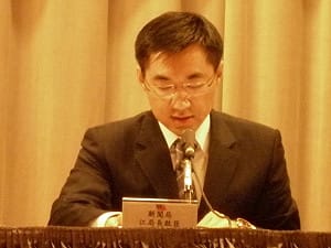 向欠稅大戶討錢  去年追回逾144億