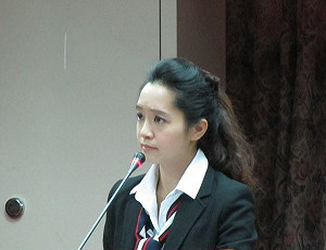 陳以真首次備詢  調漲學費成焦點