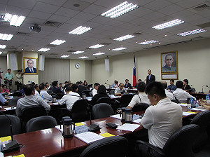 否認架空 賴士葆：執行黨的共識 卻被說成不敬