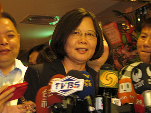 蔡英文：應注意陸客是否遭「一條龍」壟斷