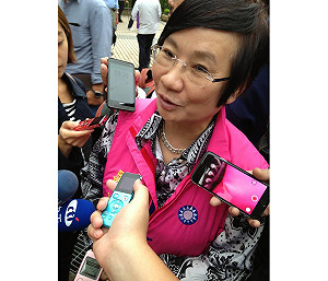 羅淑蕾質疑民調瑕疵  藍：所有選區同一標準