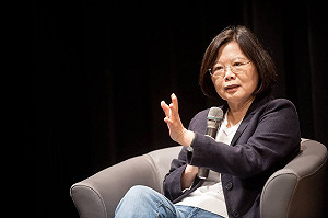 蔡英文：包括黃世銘在內的涉案人員應立即停職