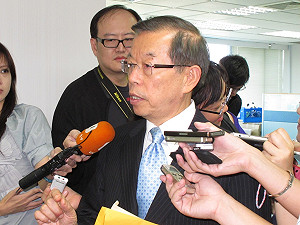 謝長廷：食安民怨 江宜樺應知所進退