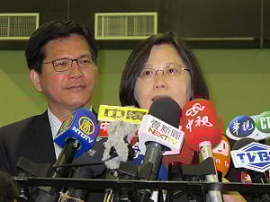 小英：推動5大策略產業 要像堆柴火一起燒