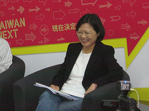 駁政見空洞  小英：空心菜有藥效別小看