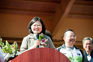 蔡英文：我貢獻生技產業 馬卻在傷害它