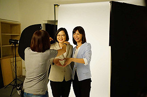 蔡英文拍合照  洪慈庸、鄭永金入鏡