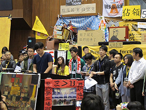 318太陽花學運：週四下午6時退場