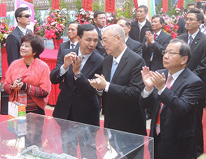 與吳敦義同台  朱立倫：我們感情一向很好