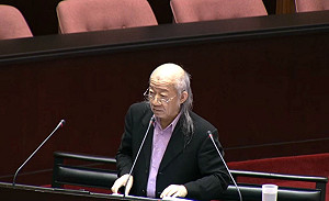 自家立委狠批加薪四法 藍：有責促進公平