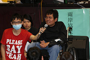 周志文：我又弱又殘 靠人民力量進入議場