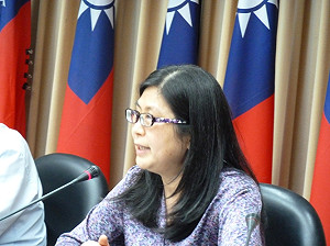 教科書去台爭議  賴幸媛：不受中影響