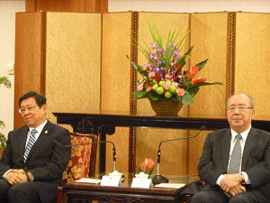 吳伯雄：兩岸議題都會接受最嚴格的檢驗