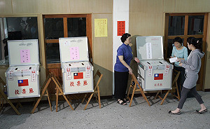 內政部民調  近8成民眾贊成不在籍投票