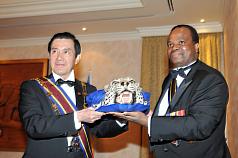 越洋指示  馬英九：用一切手段穩定物價