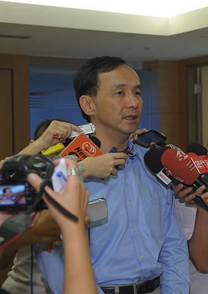 藍對王金平開鍘  朱立倫：沉重 惋惜