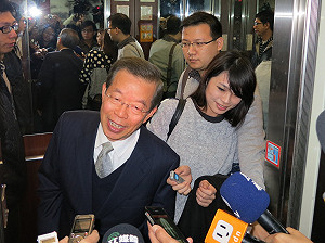 謝長廷開微博  昨宣布今就遭封