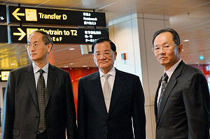 連戰出席中國閱兵  府籲避免參加此類活動