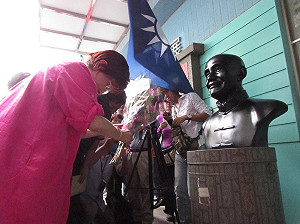 里長轟賴神防疫不力 洪秀柱盼中央地方一條心