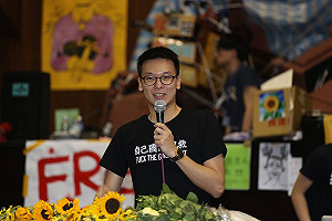 傳藍委進議場？林飛帆笑：對蔡正元要理性