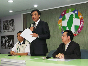 綠不分區  余天入列 蔡同榮跌到22名