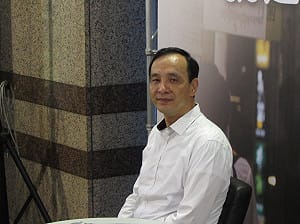 「朱上柱下」後 朱：之後會請洪協助輔選