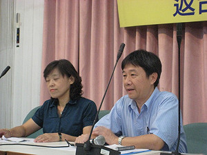 鍾鼎邦：被迫簽悔過書 沒認罪