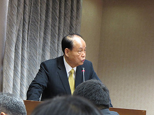 薪水高過部長 林中森：實質與形式待遇不同