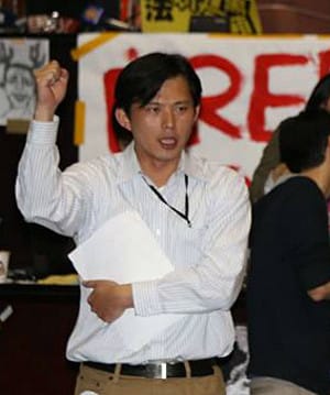 黃國昌：政院版監督條例合法化黑箱程序