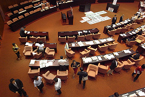 綠退席  復徵證所稅無異議通過