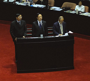 中企倒台銀50億  財政部坦承無擔保品