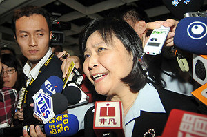 劉憶如昨閃辭今神隱  藍綠委都批