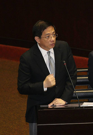 管中閔：買便當沒找錢才發現漲價