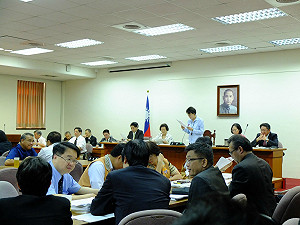 臨時會審自經區  林鴻池：幾乎不可能