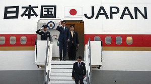 梅克爾批安倍：貶日圓恐威脅他國　