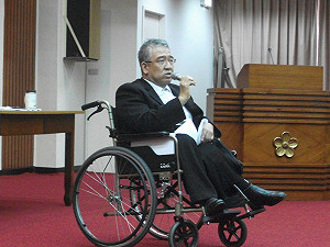 堅推服貿  郝明義：馬不是獨裁就是愚不可及