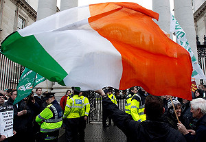 愛爾蘭獲紓困 過半民眾卻支持拖欠