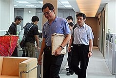 疑涉弊  嘉義地檢約談張花冠等60人