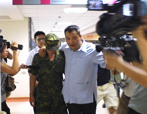 陳以人律師：曾拜託醫院 早開體檢證明