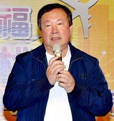 疑涉貪污  葉世文辦公室搜出千萬現金