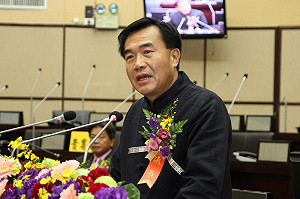 台南議長賄選案 李全教1500萬元交保