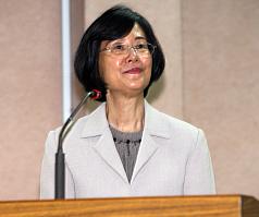 邱議瑩踹門案不起訴 羅瑩雪：社會自有公評