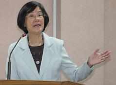 挺黃世銘批學生違法  羅瑩雪：沒2套標準